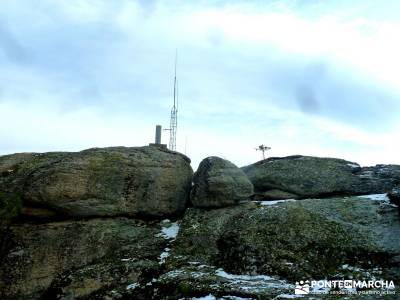 Cabeza Mediana y Camino de la Angostura; rutas de senderismo en madrid; viajes de montaña